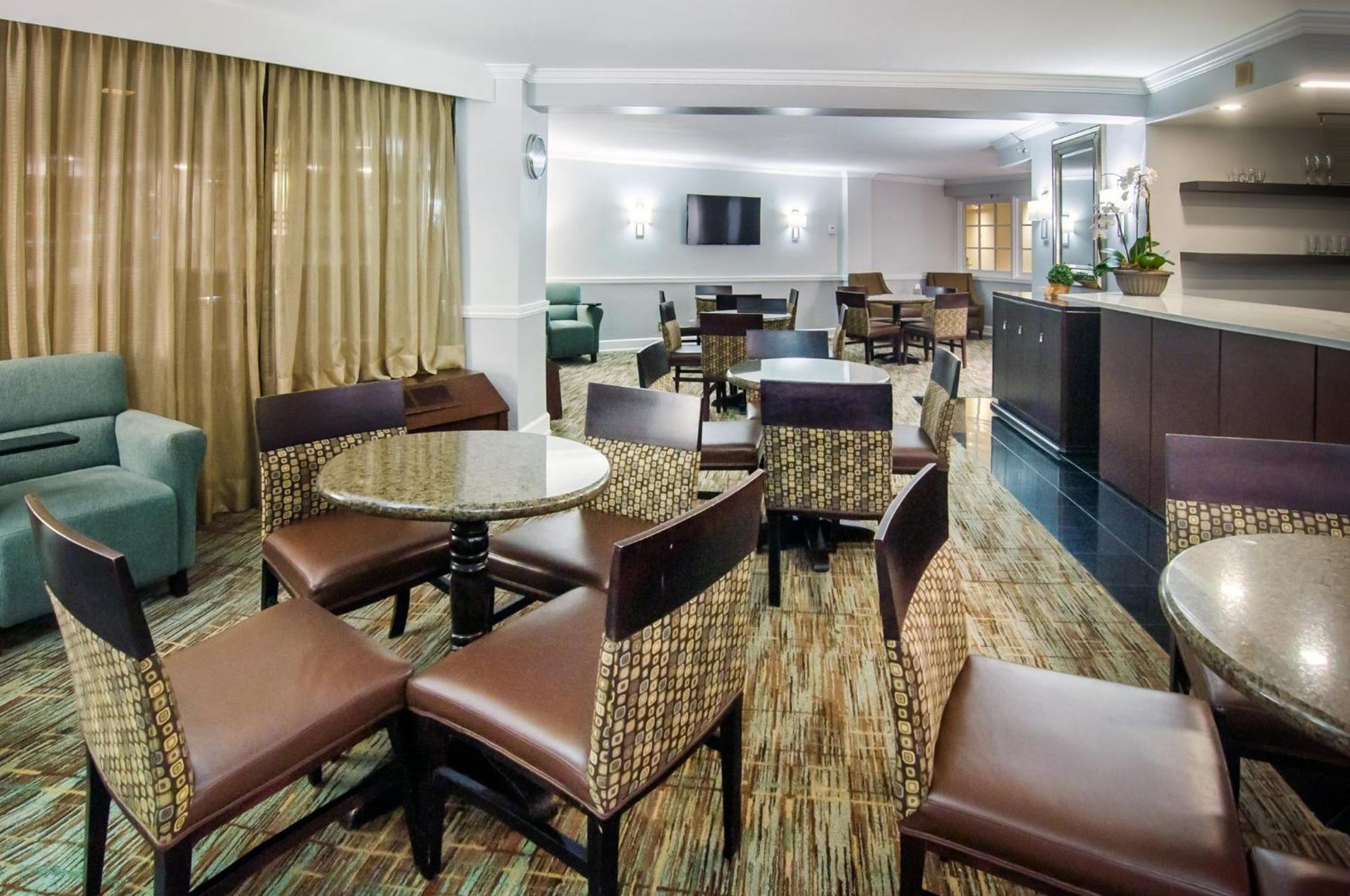 Crowne Plaza Executive Center Baton Rouge By Ihg Otel Dış mekan fotoğraf