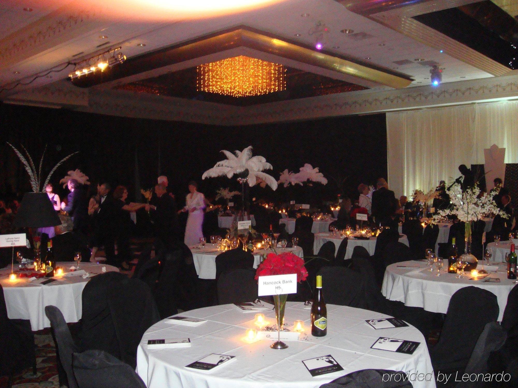 Crowne Plaza Executive Center Baton Rouge By Ihg Otel Restoran fotoğraf